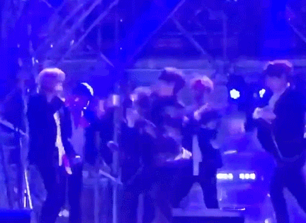 방탄 피셜 클럽은 한번도 가본적이 없어요... | 인스티즈