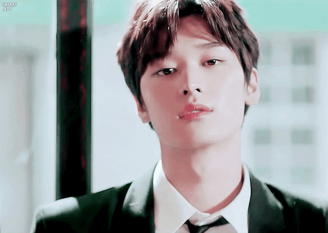 방금 도서관 그 교복남은!!! 더보이즈 주연!!!!!!!!!! | 인스티즈