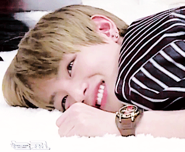 본진에서 공격력 방어력 0에 수렴하고 매우 무해한 멤버는 누구야? | 인스티즈