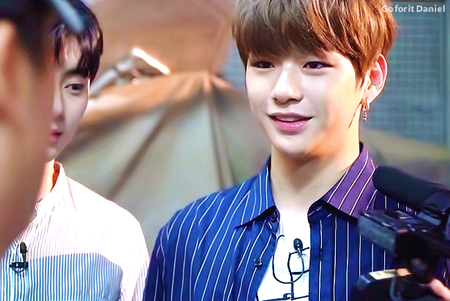 🍑내가 보고싶어 올리는 다니엘 녤이 짤털🍑 | 인스티즈