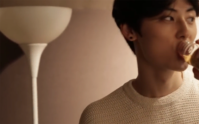 솔직히 황민현 궁 이신 같은 역할 해 줘야 한다 ㅅㅊㅅㅊ 아니면 국가적 손실이다 | 인스티즈