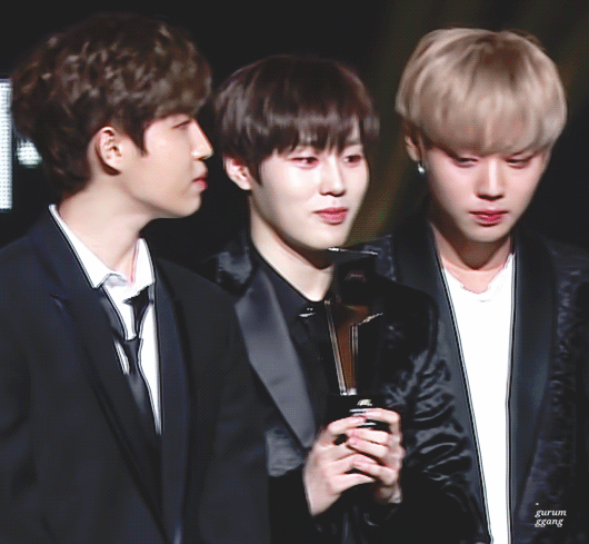 ㄱ 내 씨피 언급이 나왔다면 떡밥을 주고 가는 것이 인지상정 | 인스티즈