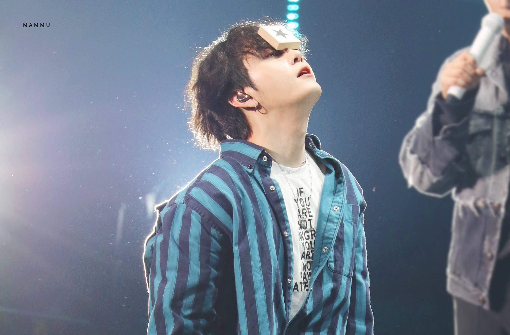 용준형 다 좋지만 이 분위기에 좋아죽는 나 길동 | 인스티즈