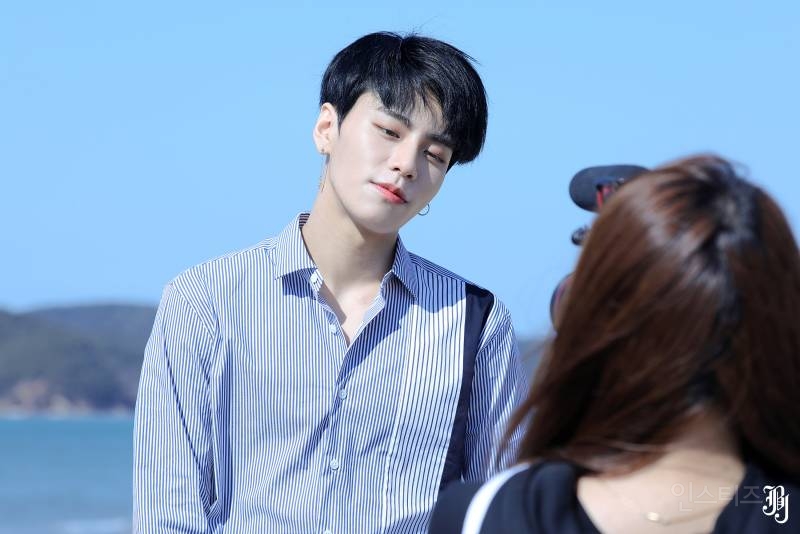 쿨톤한테 오렌지를 끼얹었을 때와 아닐 때의 차이.jpg | 인스티즈