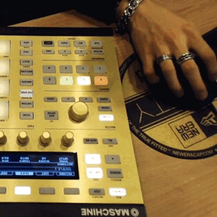 내가 좋아하는 방탄 슈가 손 모음 | 인스티즈