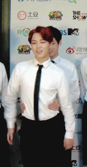 방탄에 유명한 도자기 빚는 꾸꾸짤 | 인스티즈