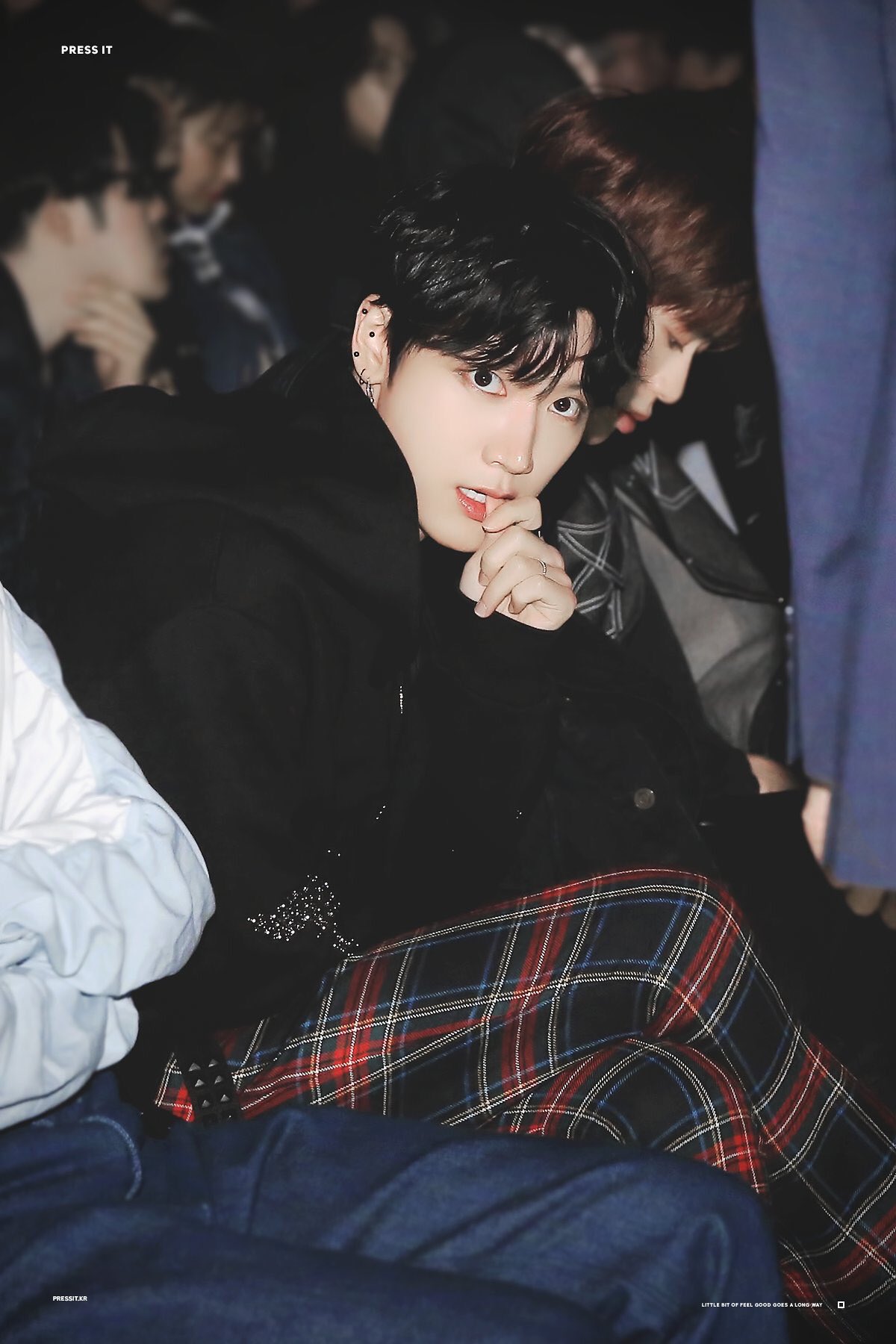 얘 눈 진짜 너무 역대급이다... | 인스티즈