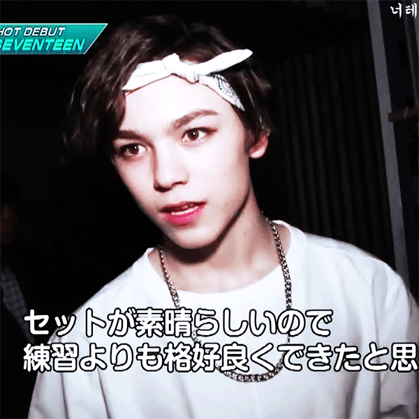 우리 엄마가 보고 진짜 잘생겼다고 감탄한 사진 두 장 | 인스티즈