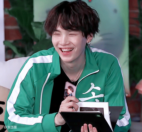 본진 멤버 중 하나가 악개인 거 너무 티 내., | 인스티즈