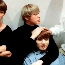 뭔데 방탄 정국도 이제 익숙한가보네 ㅋㅋㅋㅋㅋㅋㅋ | 인스티즈