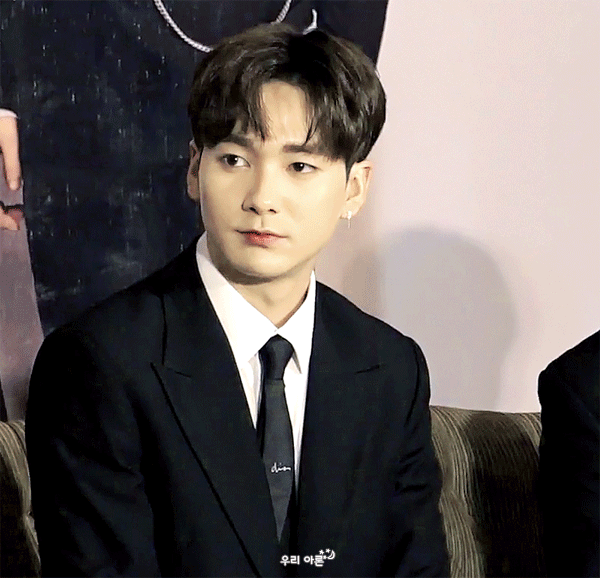 이게 바로 뉴이스트의 곽아론이다!!! | 인스티즈