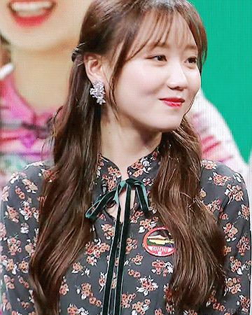 류수정 데뷔초랑 (그나마) 최근.gif | 인스티즈