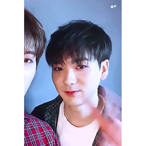 이게 바로 뉴이스트의 곽아론이다!!! | 인스티즈