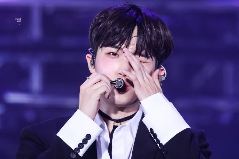 나 이번 콘서트에서 김재환 땀 흘리는 거 처음 봄 | 인스티즈