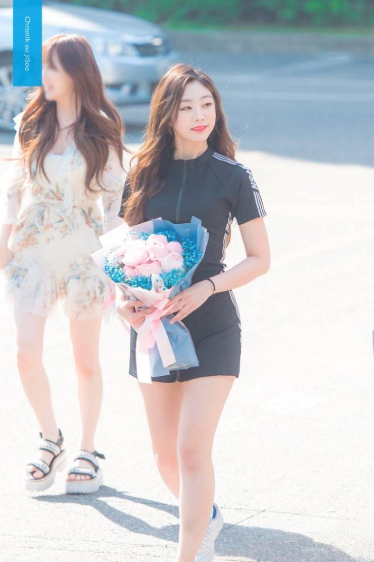 난 럽리 롱다리즈에 서지수 있을 줄 알았는데 없어서 놀람 | 인스티즈