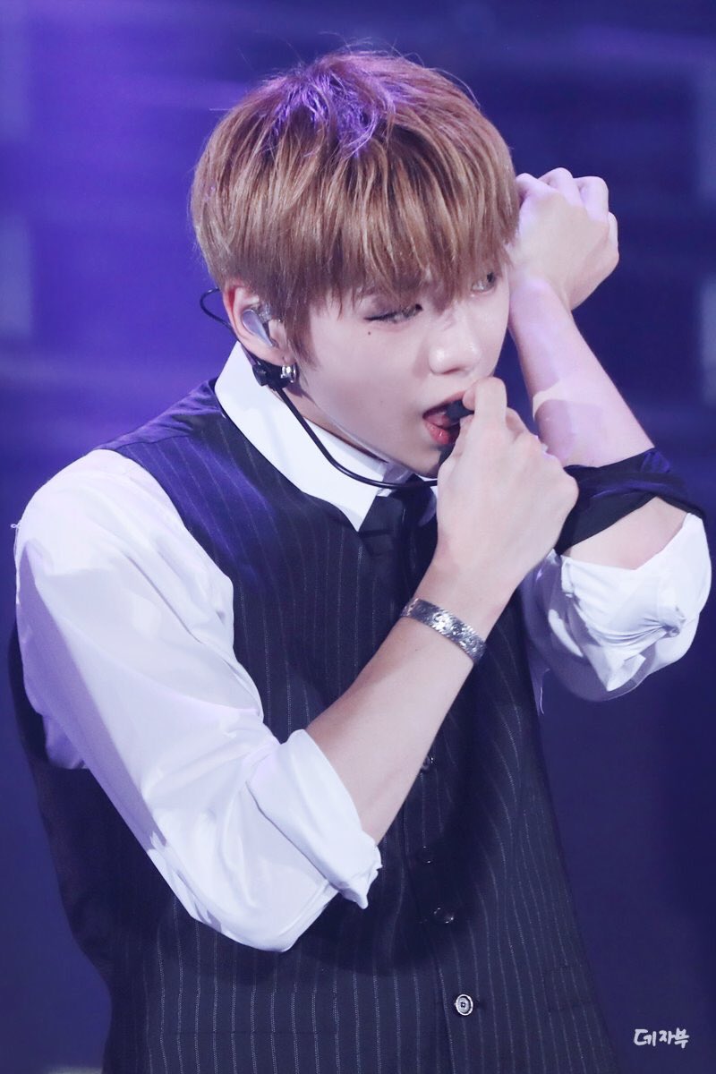 강다니엘ㅂ고싶다... | 인스티즈