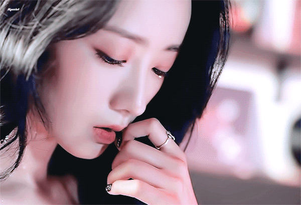 얘가 예능+웃김 이미지가 강해서 그렇지 진짜 ㄹㄹ 예쁘게 생김 | 인스티즈