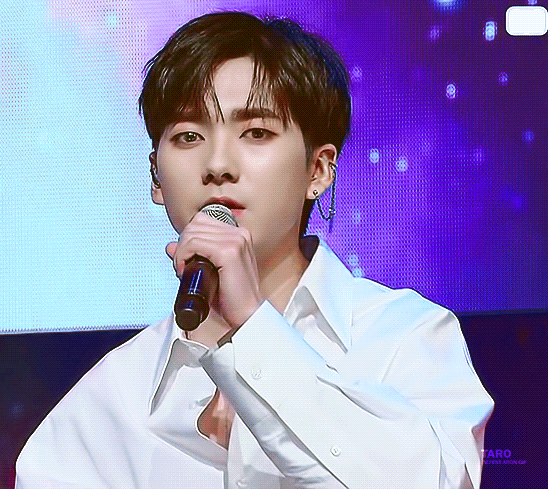 새벽에 해보는 뉴이스트 얼굴자랑🐢🐯🐶🦊🐰 | 인스티즈