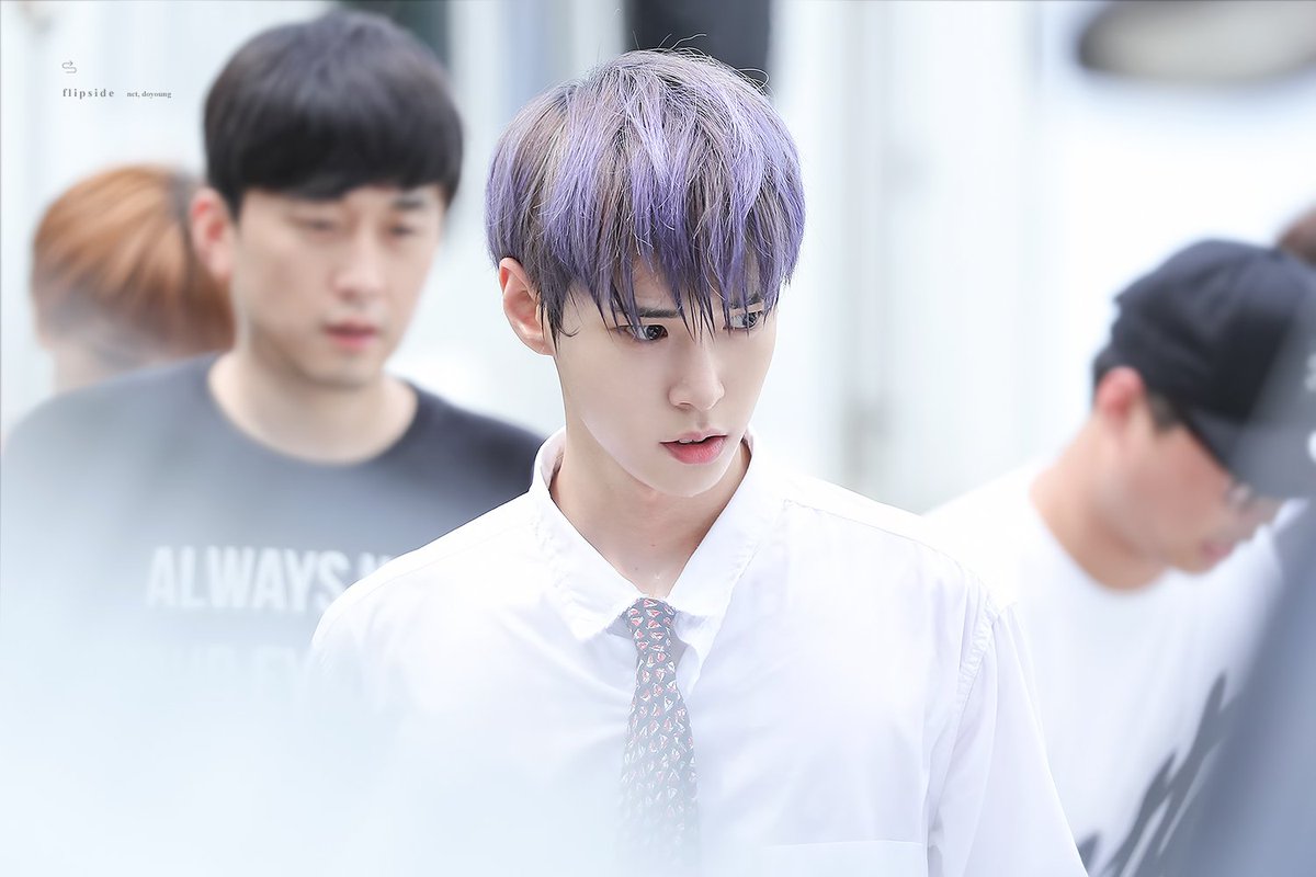 도영이가 보라색 머리 한번 더 해줬음 좋겠다🐰 | 인스티즈