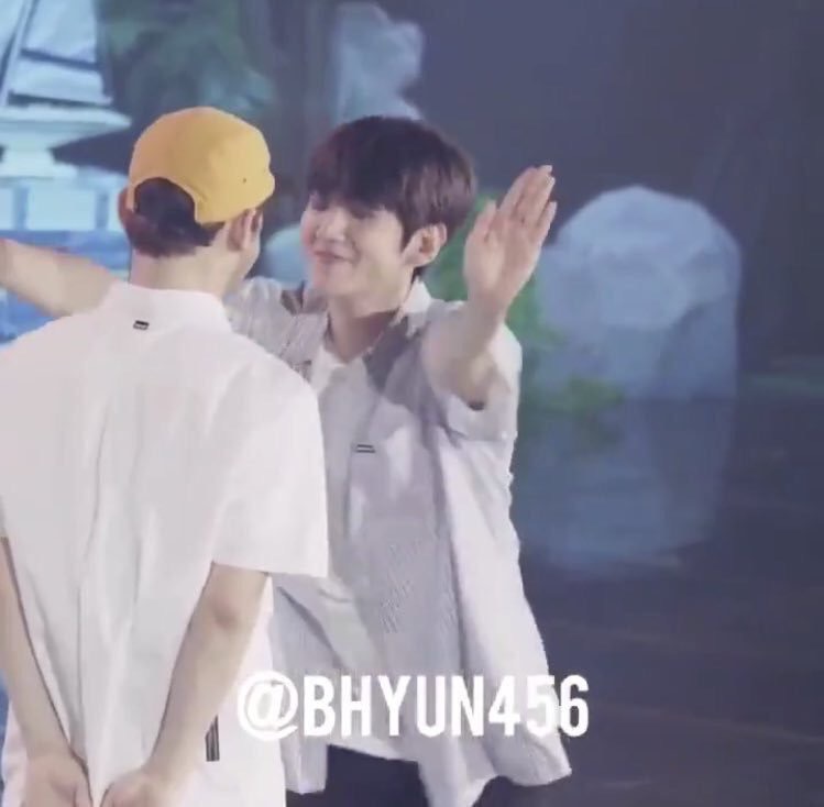 ㄱ 엇 큰방 알끄ㅔ스 얘기한당 | 인스티즈