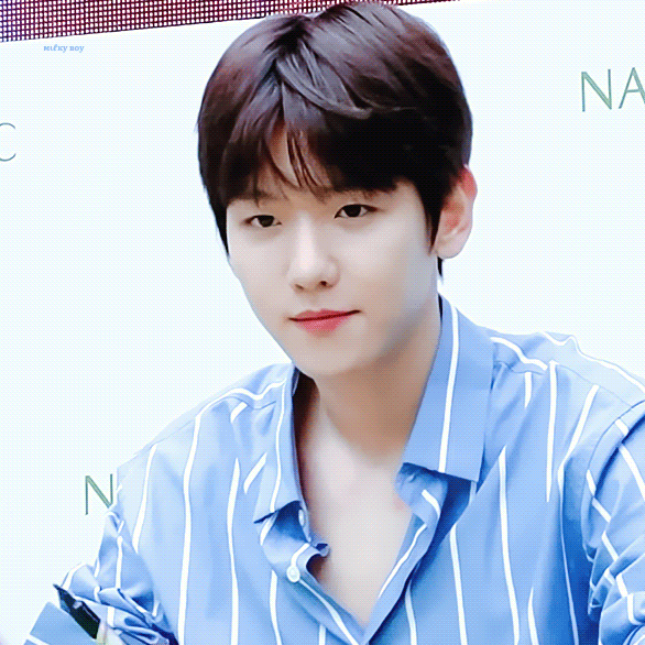 팬싸 처음오는 팬들한테 말 한 마디 더 하게 하려고 하는 백현이를ㅠㅠㅠㅠㅠㅠㅠㅠㅠ | 인스티즈