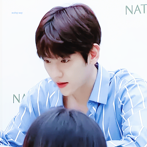 팬싸 처음오는 팬들한테 말 한 마디 더 하게 하려고 하는 백현이를ㅠㅠㅠㅠㅠㅠㅠㅠㅠ | 인스티즈