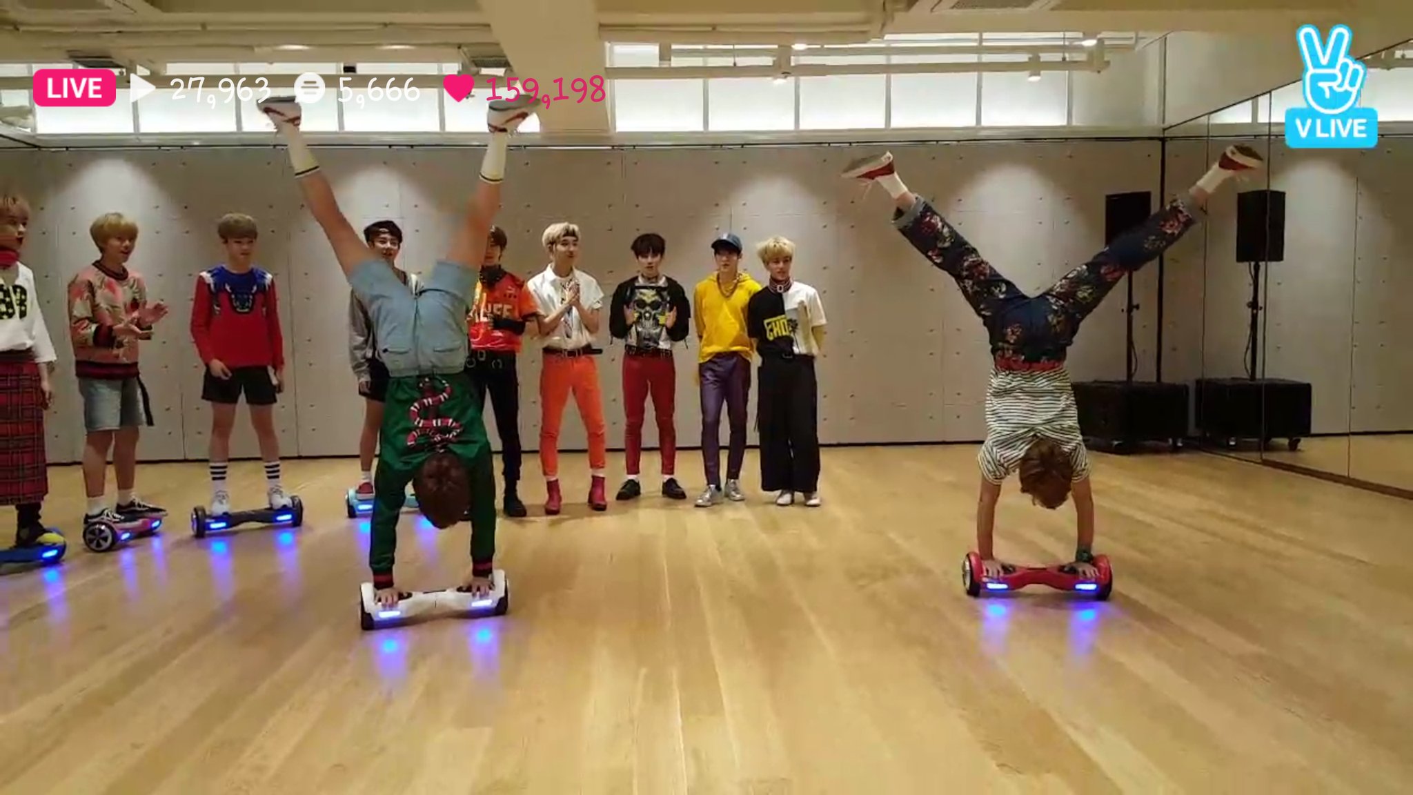 지금 생각해도 데뷔컨셉 신선한 갑인 남돌 ㅋㅋㅋㅋㅋㅋㅋㅋㅋㅋㅋ | 인스티즈