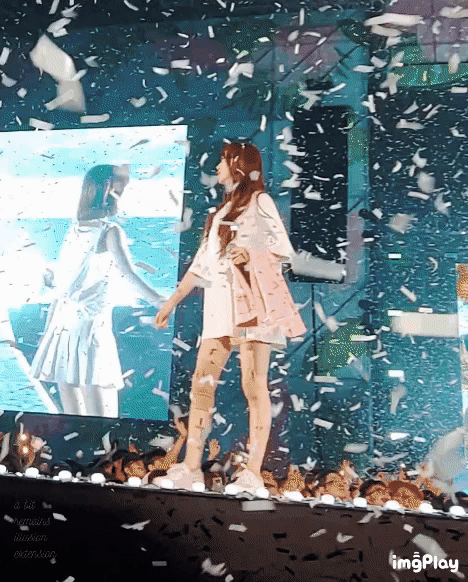 케이 놀라는거 너무 귀여워ㅠㅠ | 인스티즈