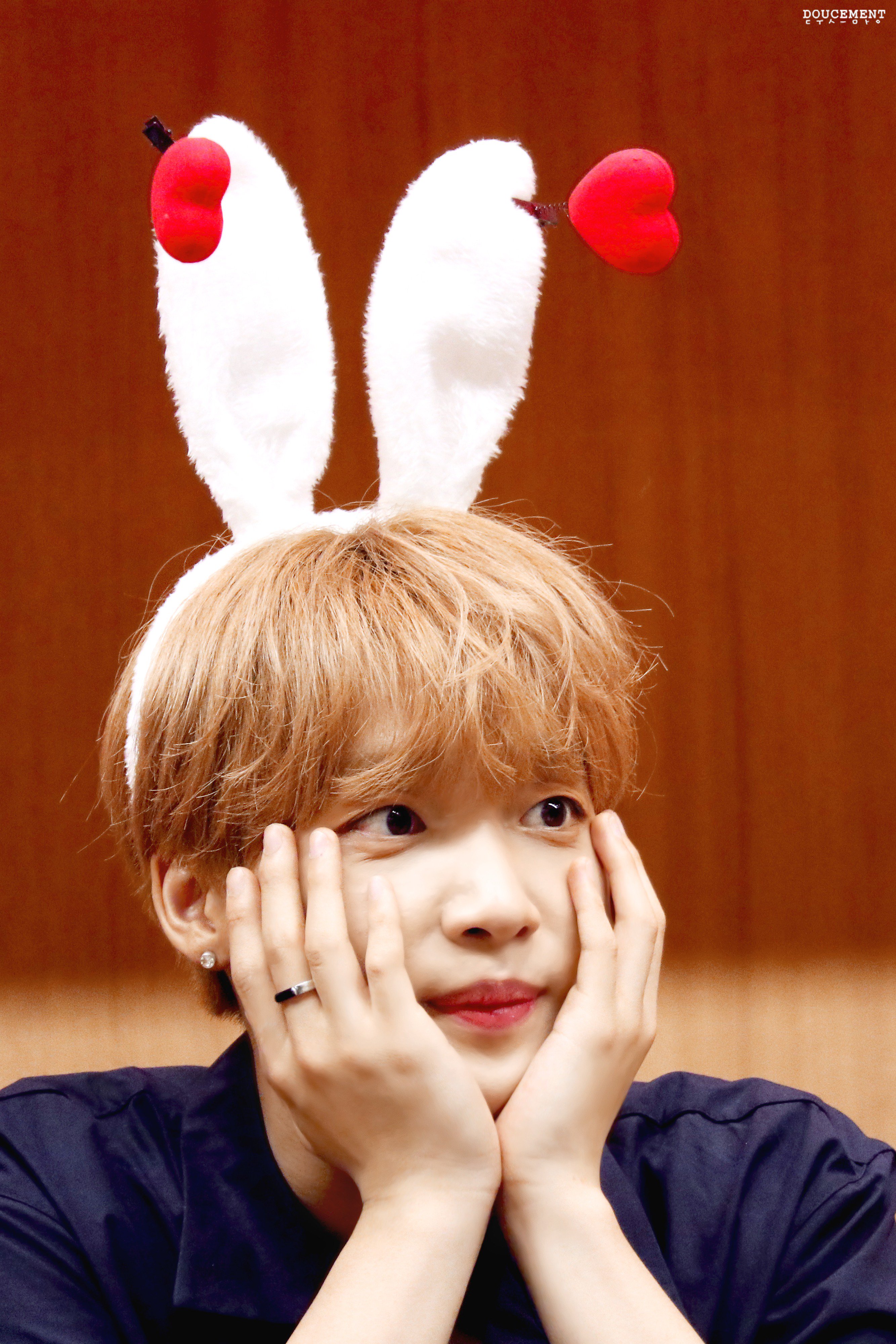 팬들이 정글가면 썬크림 제발 꼭 챙겨바르라고 당부했는데ㅋㅋㅋㅋ | 인스티즈