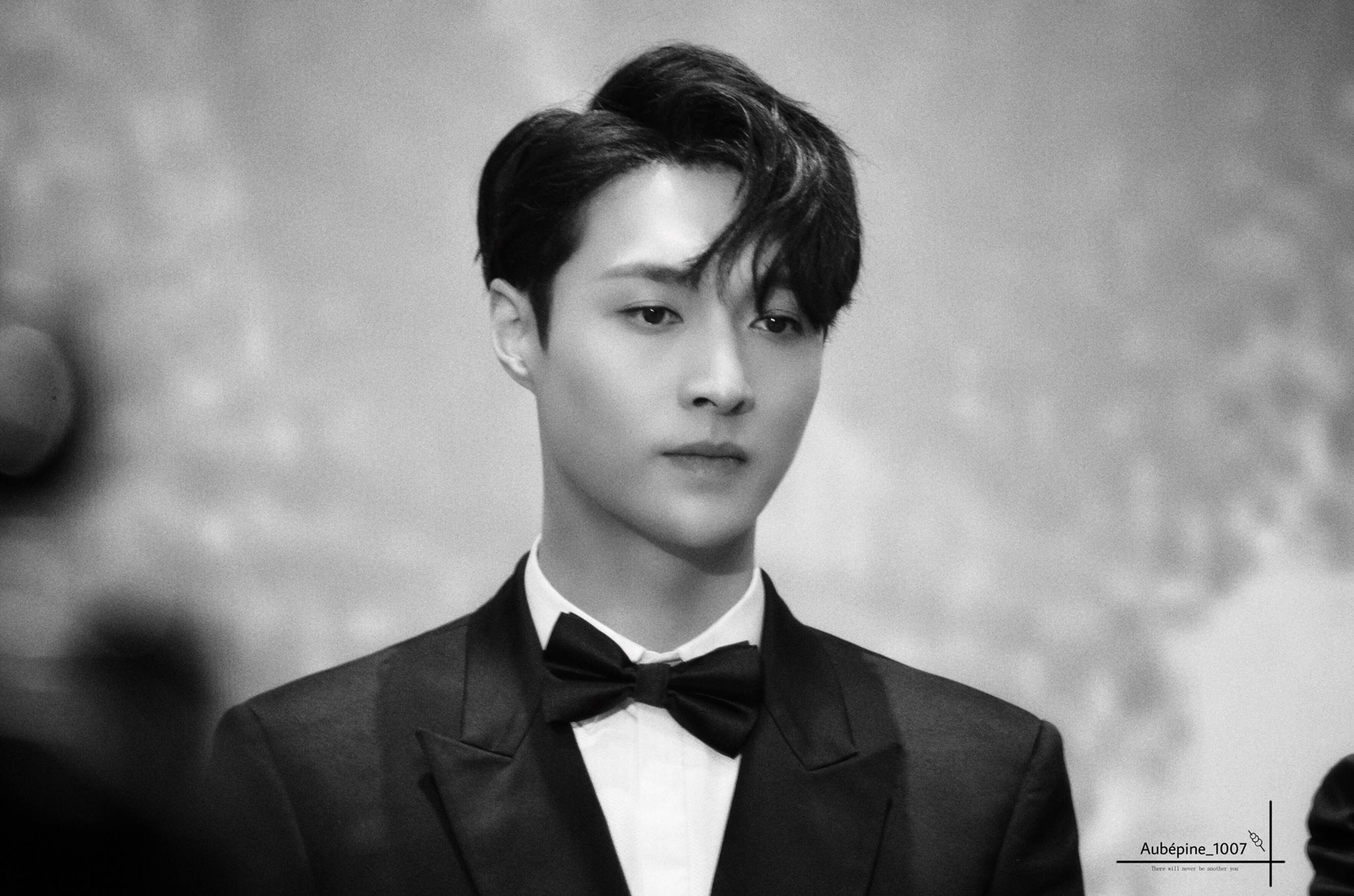 우리애는 얼굴도 잘생겼는데 노래도 잘하고 춤도 잘추고 연기도 잘하고 작사작곡편곡도 잘하고 기타 피아노도 잘치는데 악보는 못보고(절대음감) 영어도 잘해요 | 인스티즈