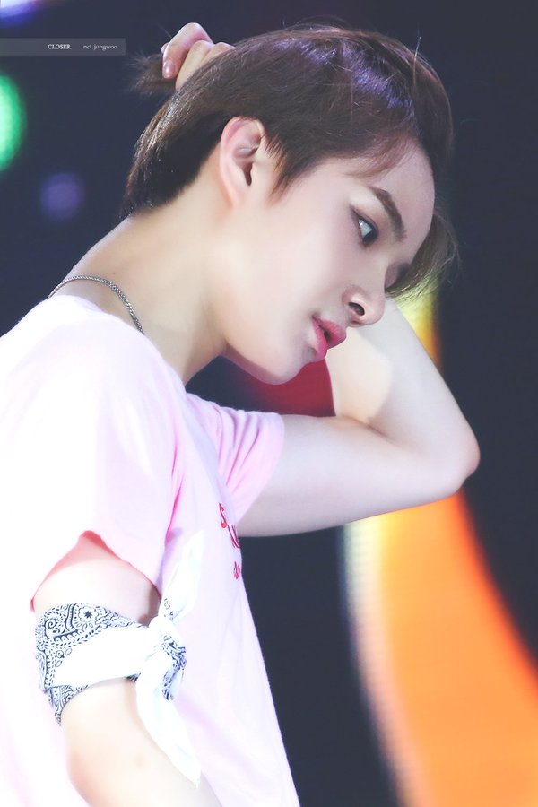 익들아 정우는 보면 무슨 계절 생각나? | 인스티즈