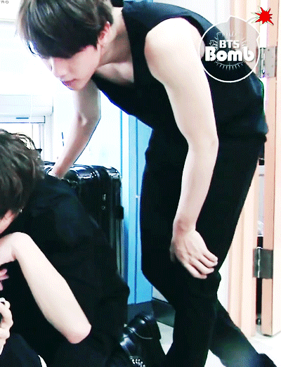 나는 진이 민소매 입는 걸 사랑합니다 | 인스티즈