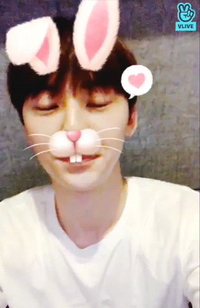 황민현 놀랍게도 랩에 대한 열정이 약 5년 정도 식고 있지 않은데 | 인스티즈