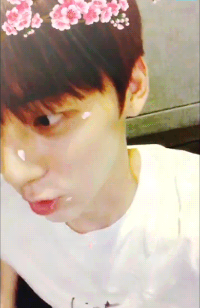 황민현 생일 브이앱 민낯 진짜 너무 잘생겼어 TㅅT ❤❣❣ | 인스티즈