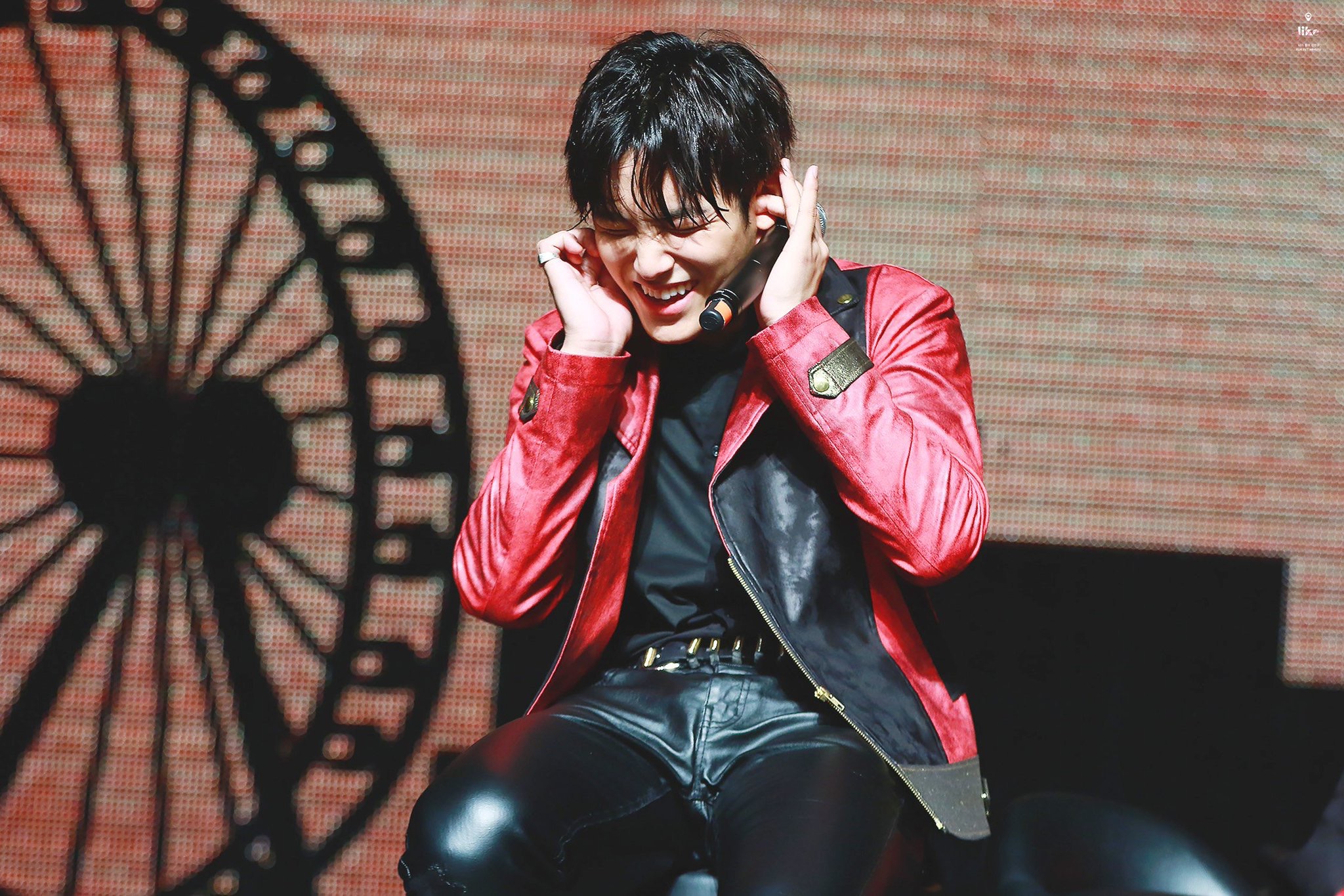 김민규 봐 줘 빨리 너무 귀여워서 나 숨 못 쉬어 빨리 | 인스티즈