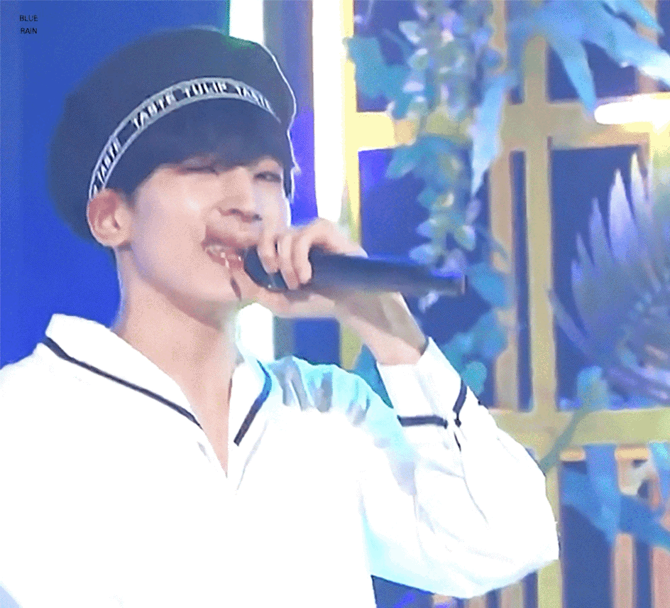 세븐틴 원우 밝은 머리도 보고 싶은데 어두운 머리가 넘 찰떡임 | 인스티즈