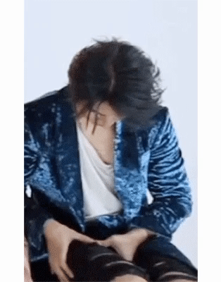 혼자서도 잘노는 대성이.... | 인스티즈