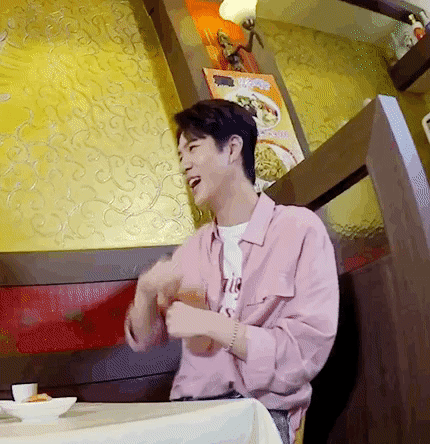 감동한 아기 해달 | 인스티즈