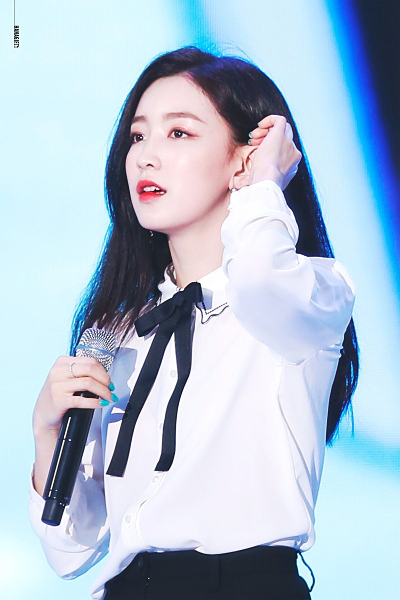 우리 리더님 너무 예뽀 | 인스티즈