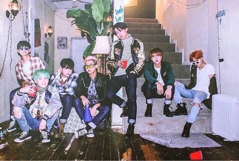 탄들아 솔직히 이 두 컨셉중에 하나만 고를 수 있냐 | 인스티즈