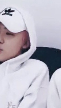 여러분 풍악을 울려주세요 나재민 핑크머리!!!!!!!!! | 인스티즈