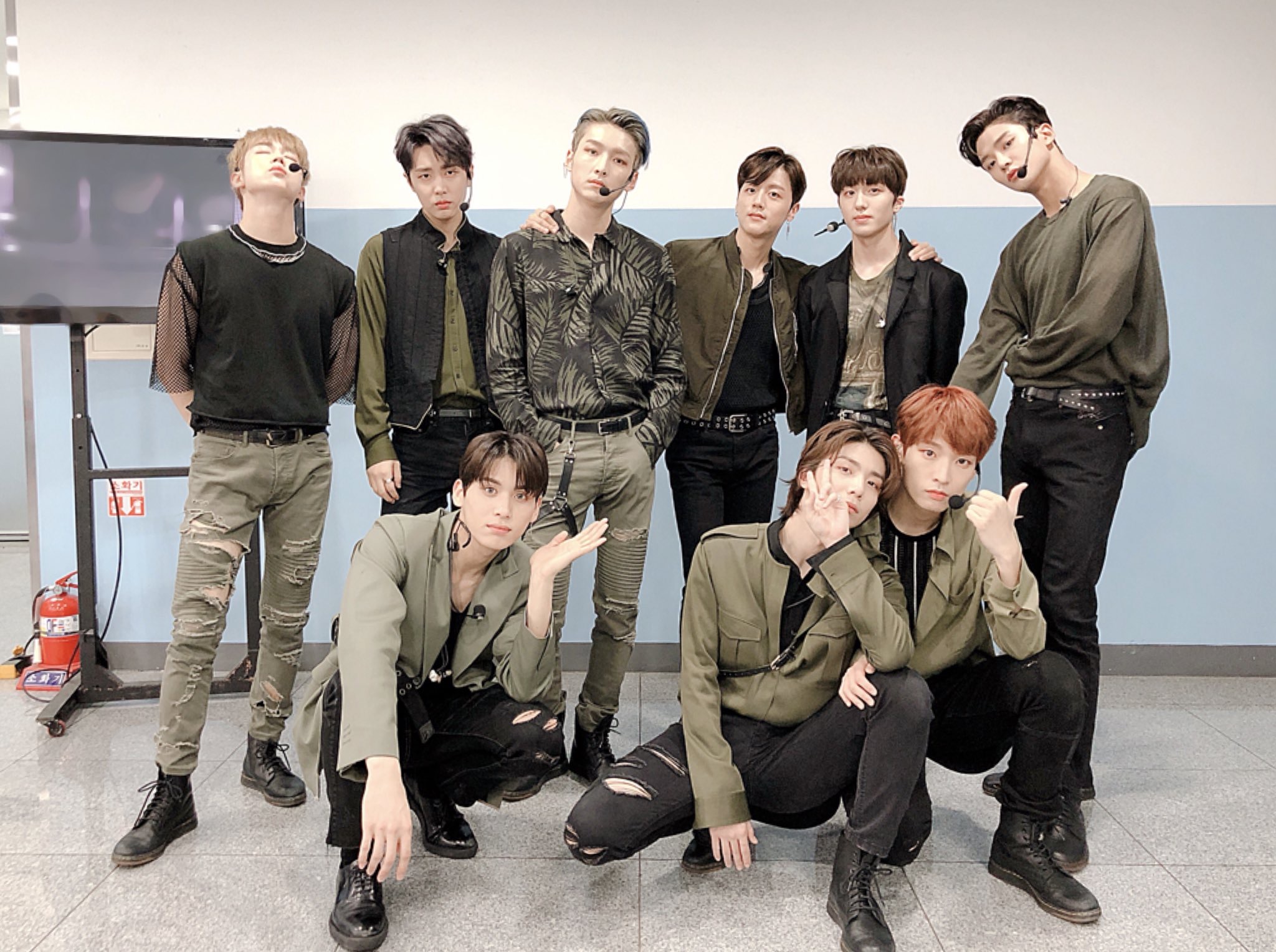 아 무ㅝㄴ가 내 본진 단체짤 보면 마음이 편-안해져 | 인스티즈