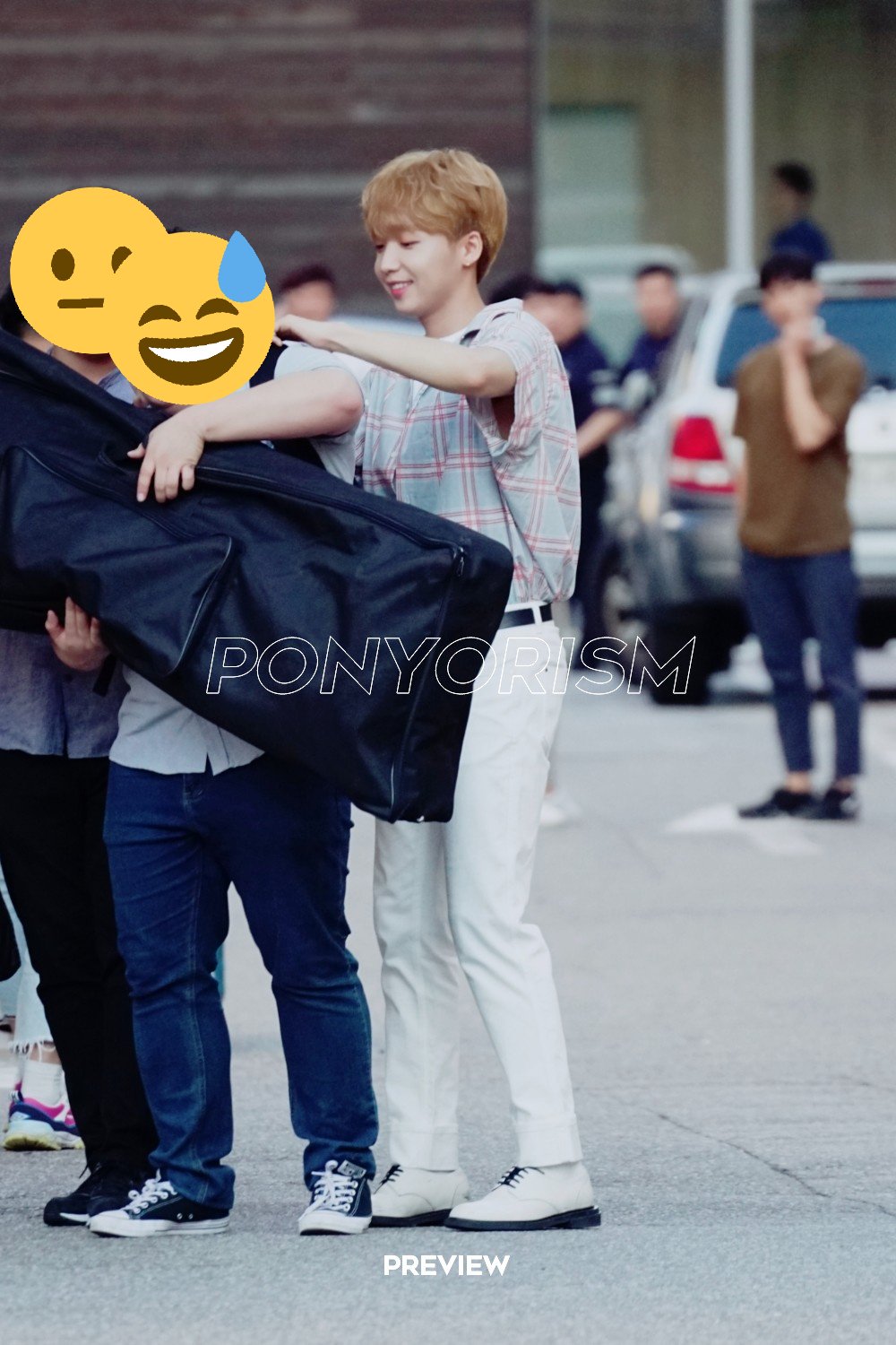 본진인데도 아직도 가끔 얼굴이랑 키가 매치가 안돼 | 인스티즈