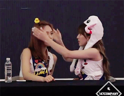 ㄱ Q: 조이가 남자라면 웬디가 사귀고 싶다 했는데 조이의 의견은? | 인스티즈