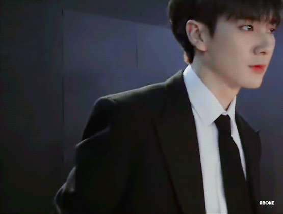 이게 바로 뉴이스트의 곽아론이다!!! | 인스티즈