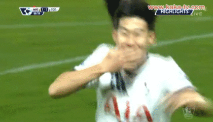 손흥민 토트넘(해외리그)에서 귀염뽀짝한 모습 좀 봐줘 .. 주장흥이랑 전혀 다른 모습이야 !! | 인스티즈