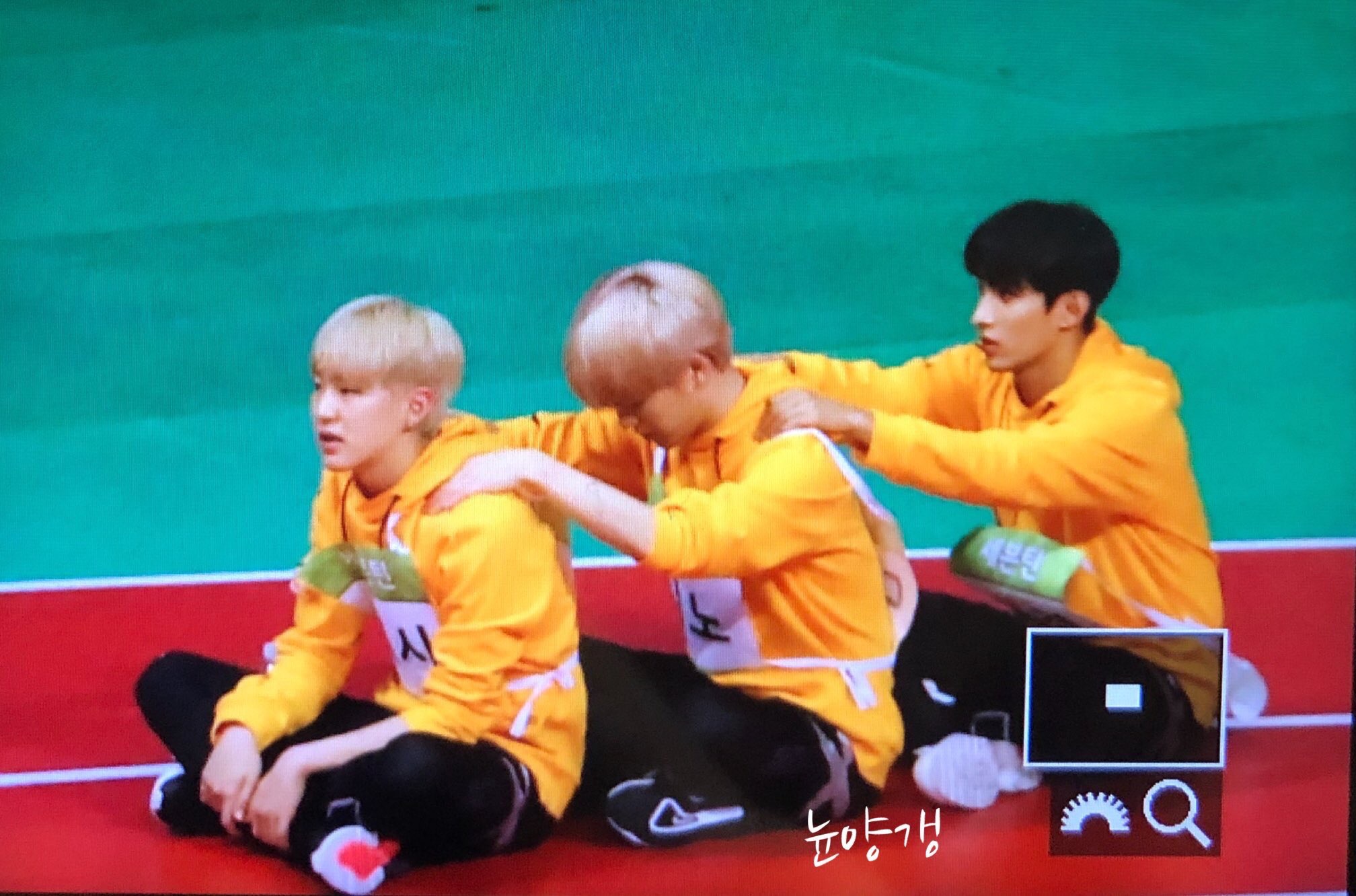 이찬 : (이상하다.. 나는 왜 못 쉬고있지..?) | 인스티즈