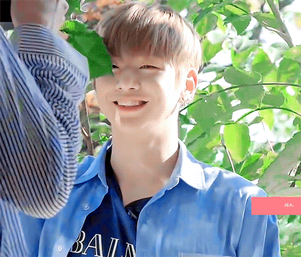 굉장히 갑작스레 강다니엘 보고싶다8ㅅ8 | 인스티즈