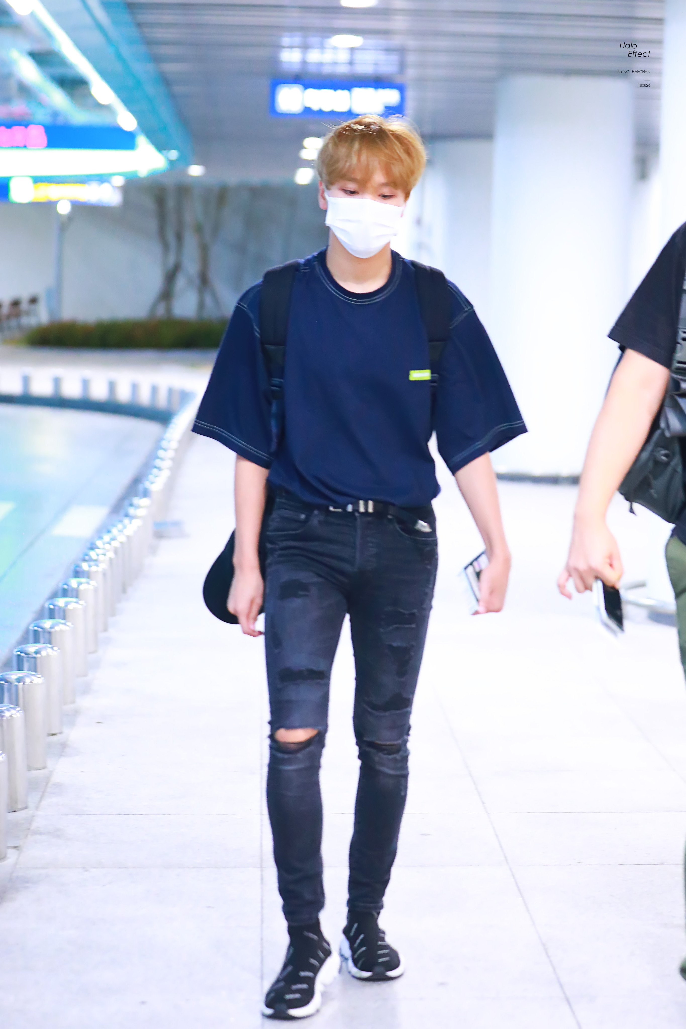 얘 진짜 비율 좋지 않나 | 인스티즈