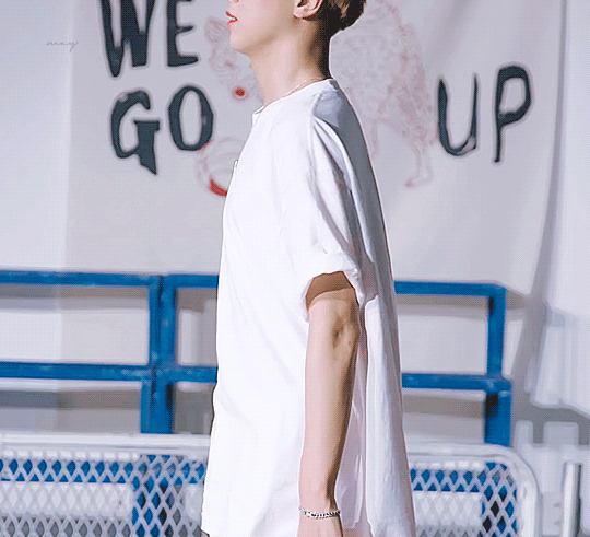 해찬 춤선 너무 사랑해 | 인스티즈